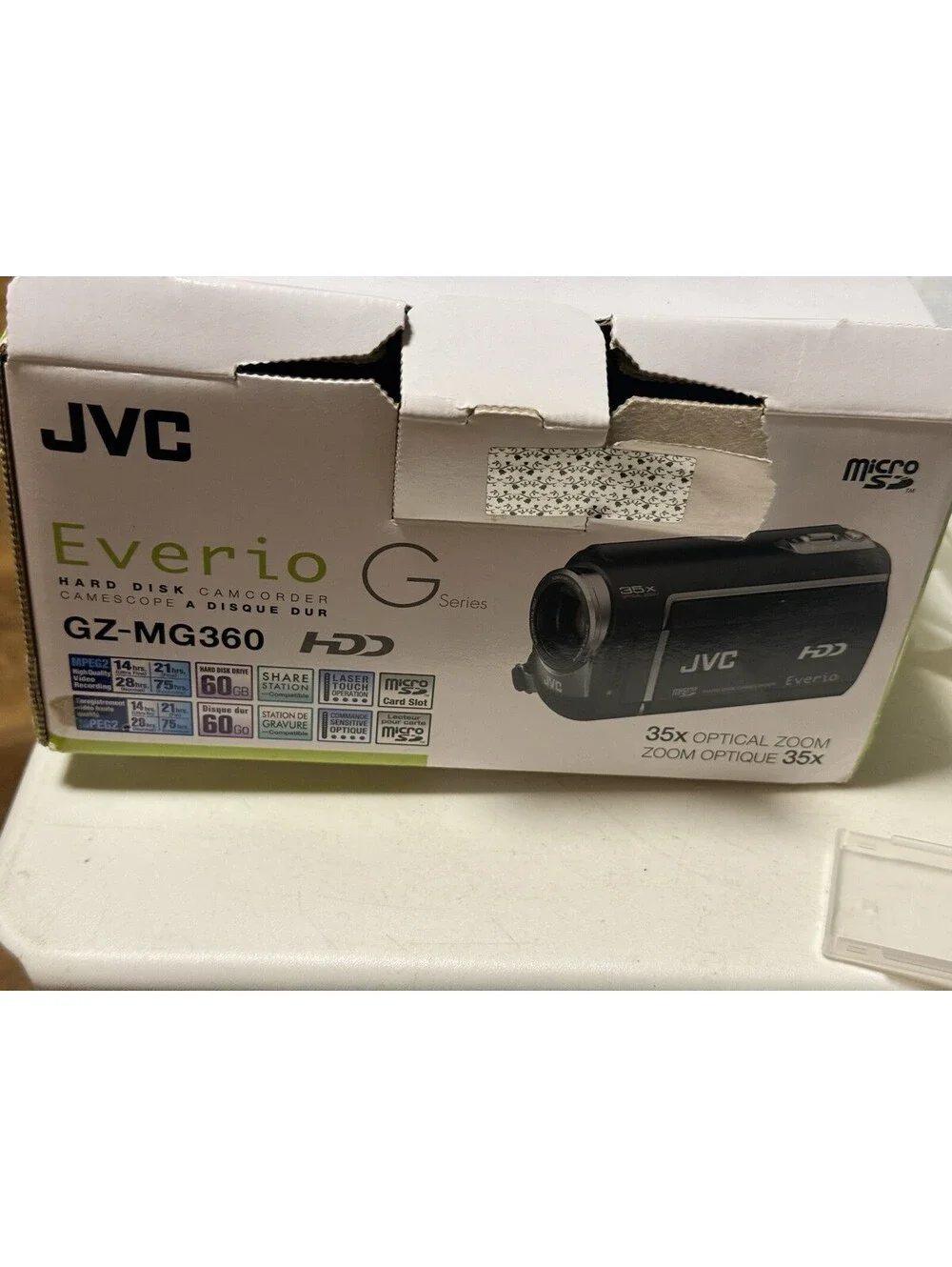 JVC Everio G Series GZ-MG360 Hybrid Camcorder HDD In the Box , Bundle